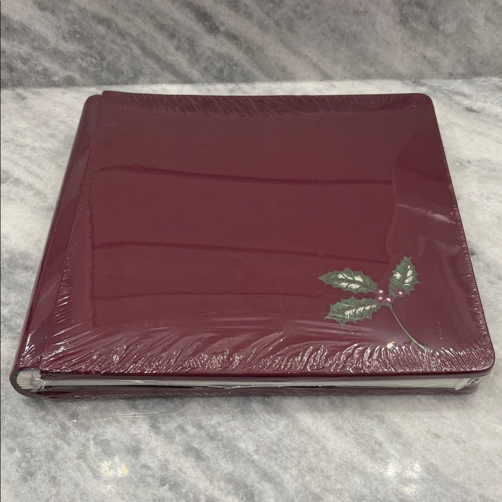 Holly 12x12 Creative Memories Photo Album with Holly Design